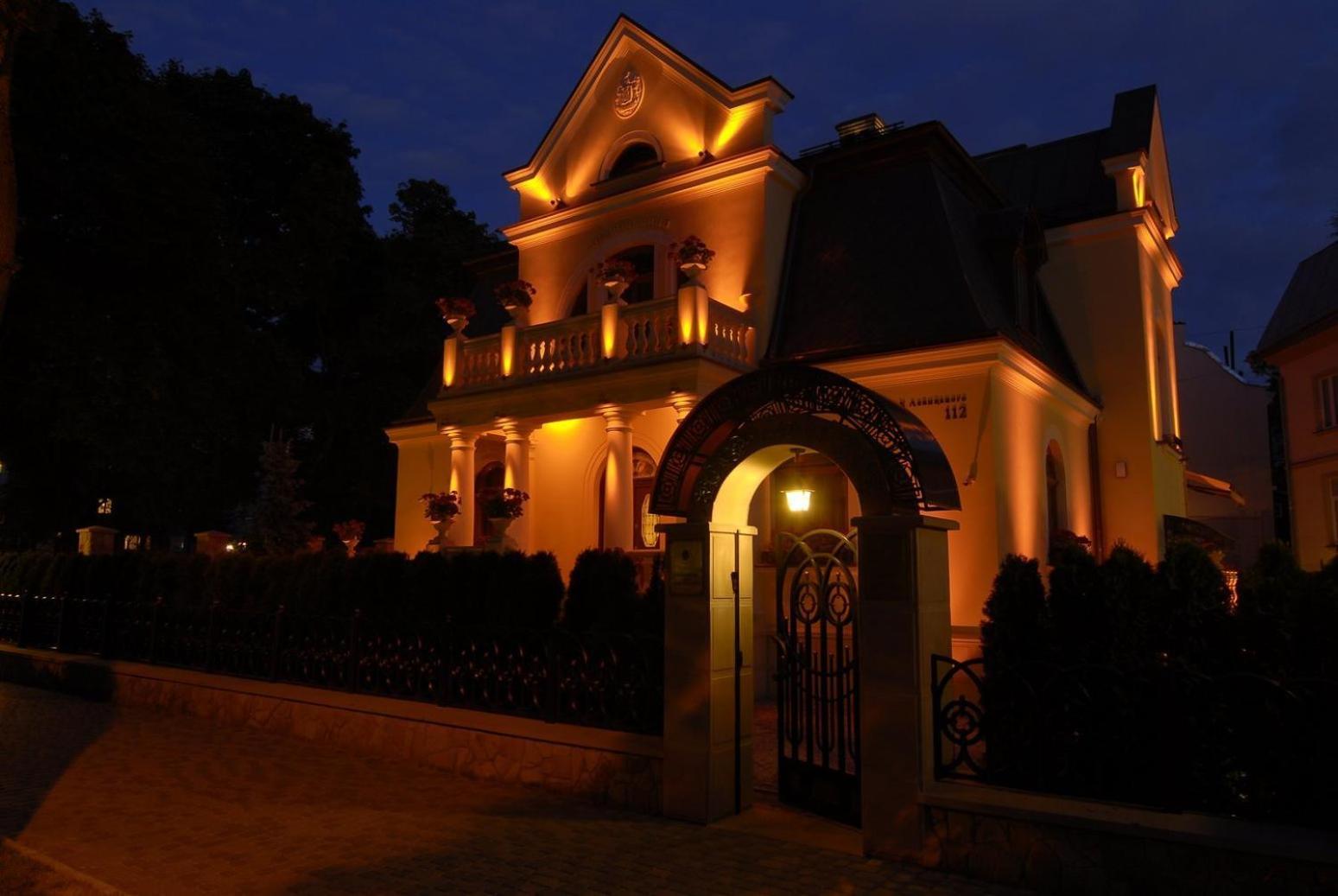 Luxury Boutique Andreevskiy Leópolis Exterior foto
