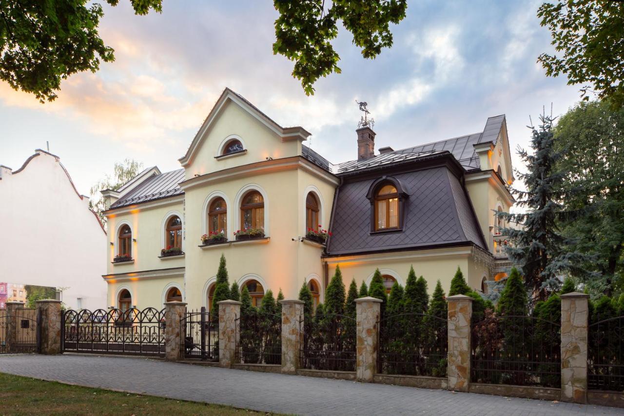 Luxury Boutique Andreevskiy Leópolis Exterior foto
